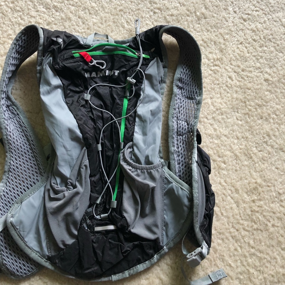 New condition Mammut lightweight backpack